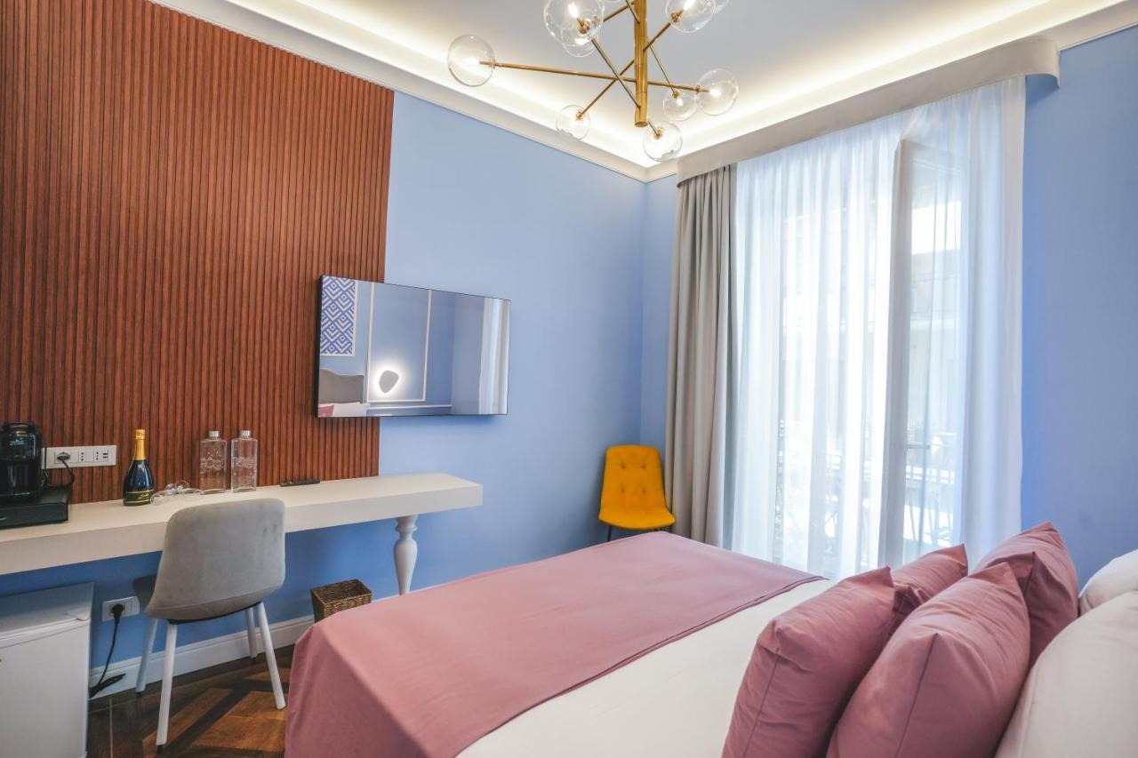 Cafe Latino Suites Sorrento Bagian luar foto