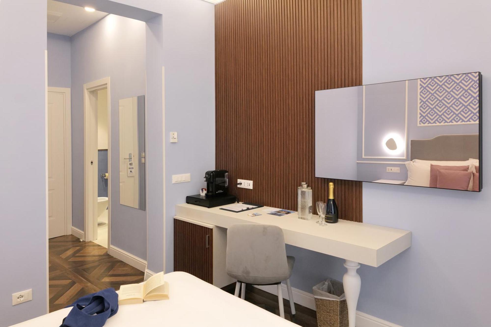 Cafe Latino Suites Sorrento Bagian luar foto