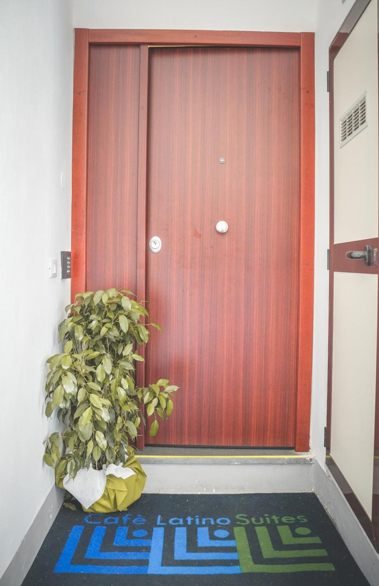 Cafe Latino Suites Sorrento Bagian luar foto